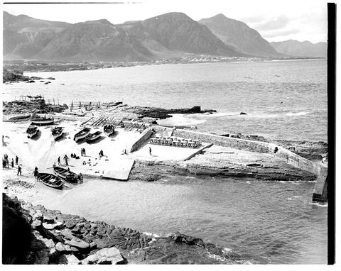 Hermanus, 1948. Old harbour Hermanus, 1948. Old harbour