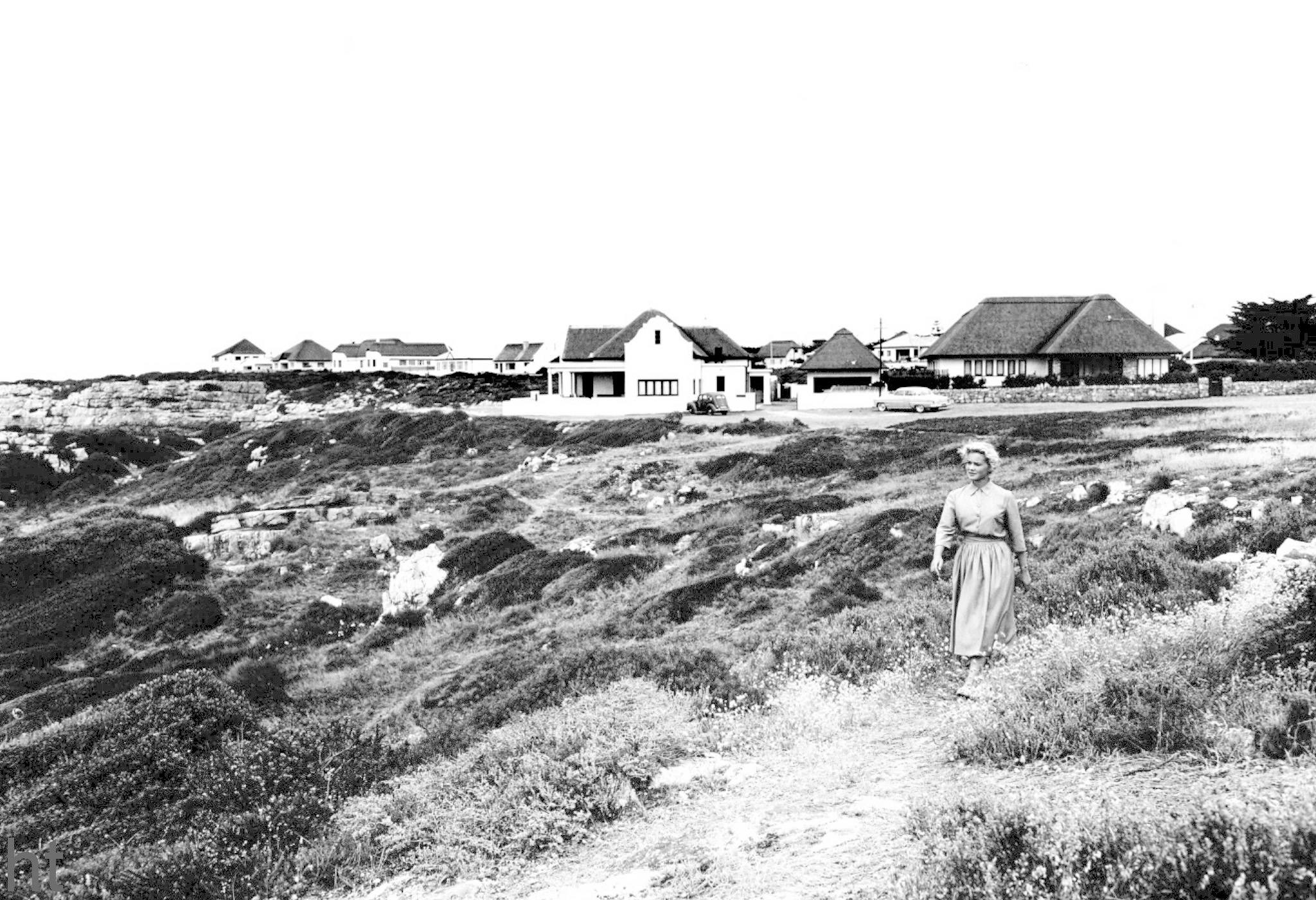 Hermanus Residences - 1955 Hermanus, 1955. Residences in Westcliff